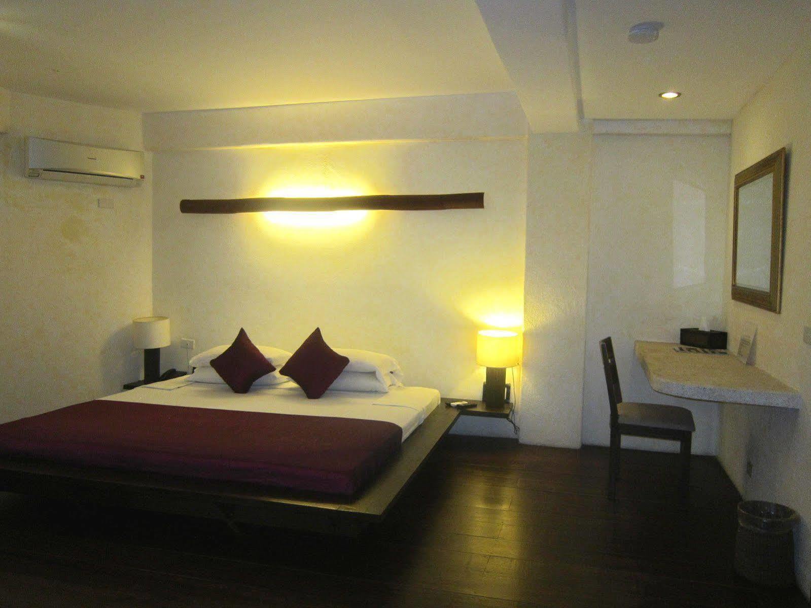 Signature Boracay Punta Rosa Balabag  Εξωτερικό φωτογραφία